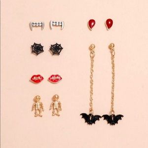 👄 🕸 🦇💀 🩸 Six-Pairs Wicked Post Earrings